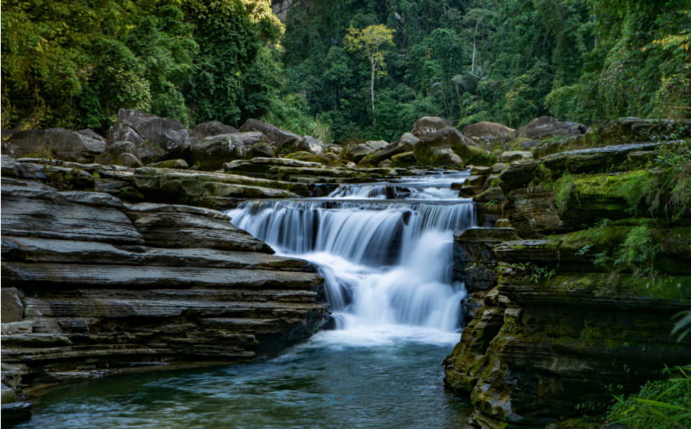 Amiakhum & Satbhai Khum